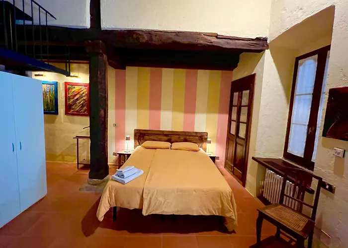 Casa La Corte 카노비오